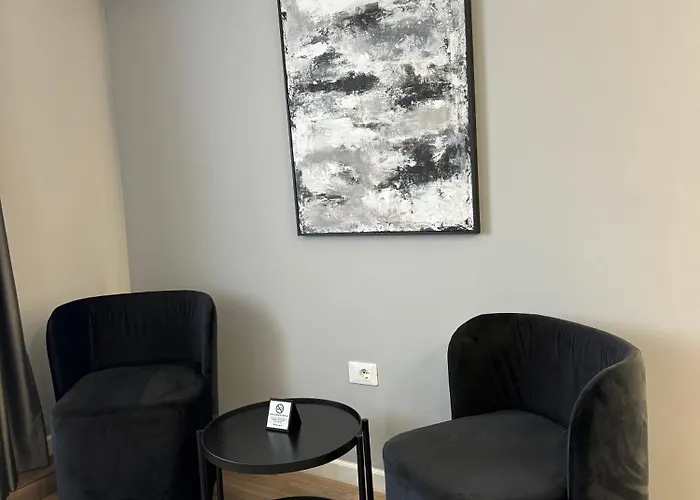 L\'Hotel Tirana
